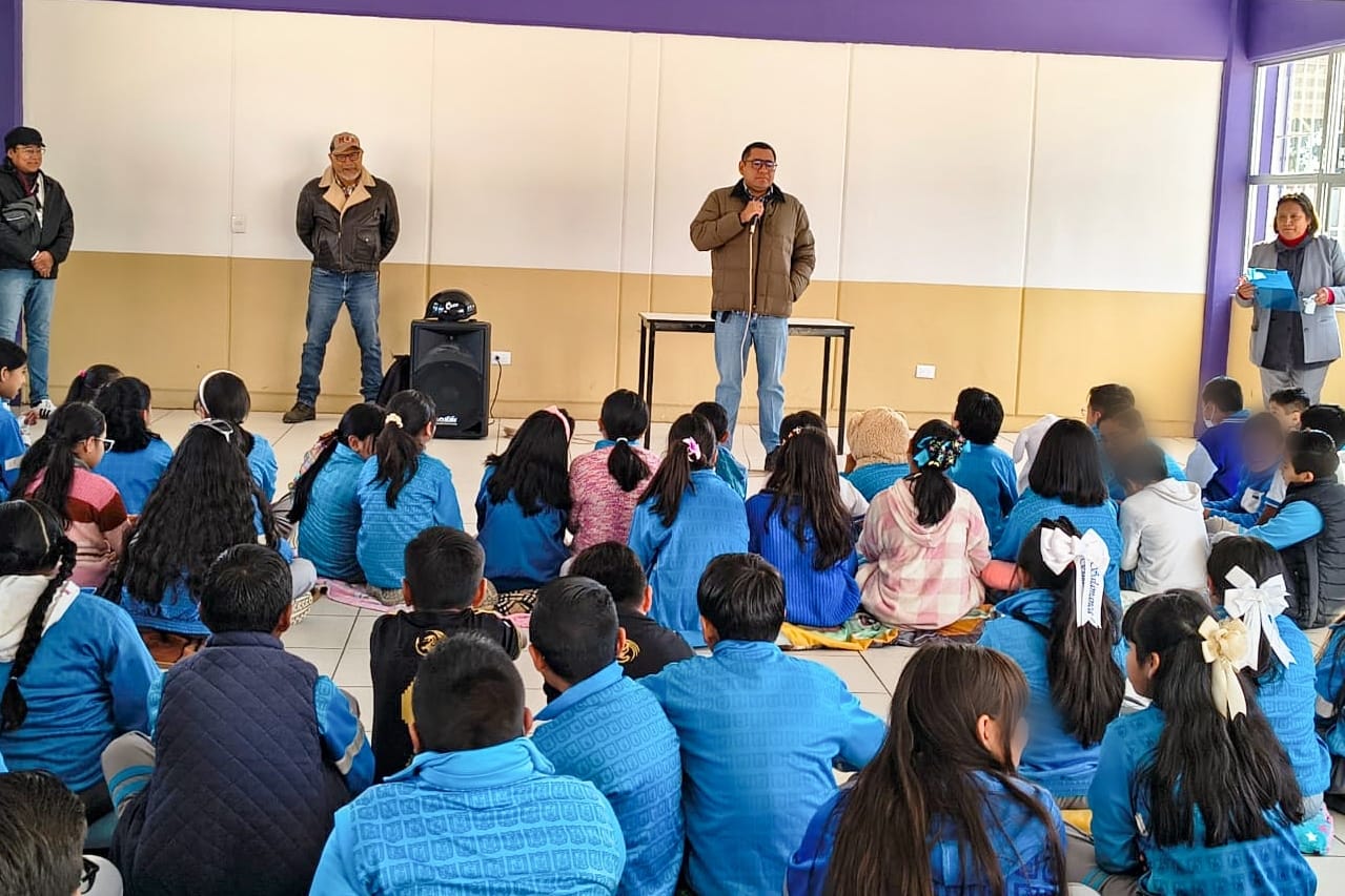 Ayuntamiento de Tlaxcala acerca la plática ‘La importancia del agua y los árboles’ a niñez de Acuitlapilco